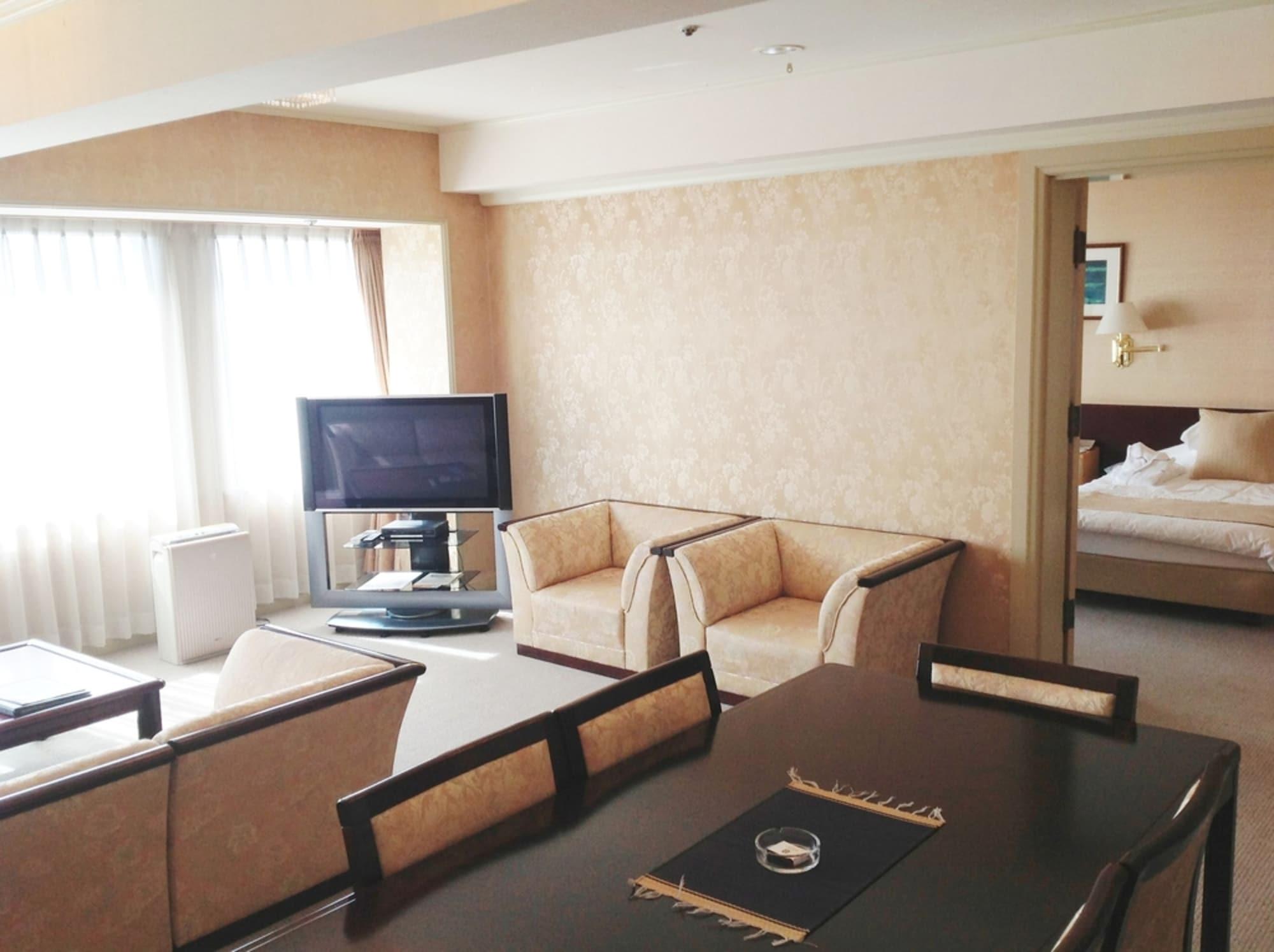 Okayama Plaza Hotel Εξωτερικό φωτογραφία